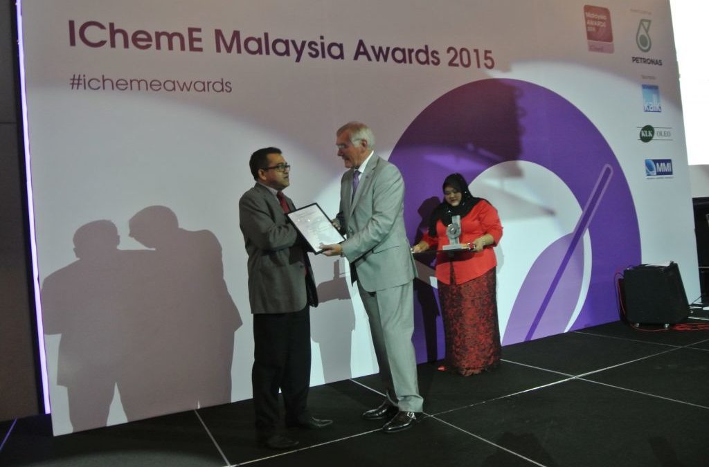IBD’S “Education for All: Democratizing Knowledge for Community” Wins Best Education and Training Award by IChemE Malaysia 2015
