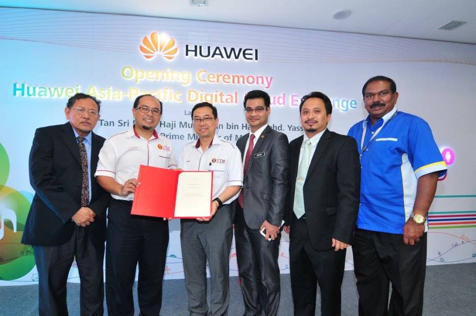 UTM and Huawei Sign MoU to Set-up Industry Centre of Excellence and Talent Development Program